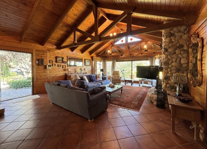 Reventa - Casa - Monda