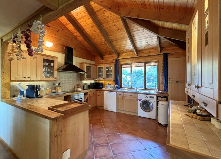 Reventa - Casa - Monda