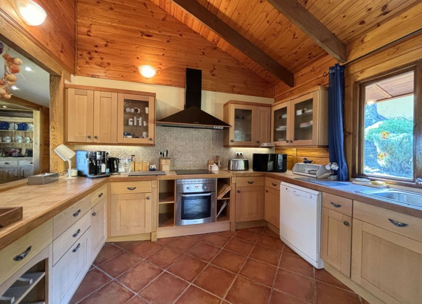 Reventa - Casa - Monda