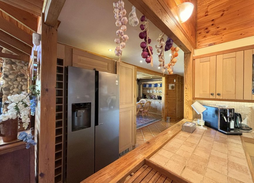 Reventa - Casa - Monda