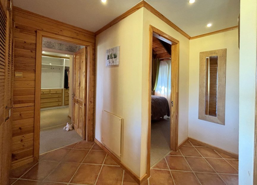 Reventa - Casa - Monda