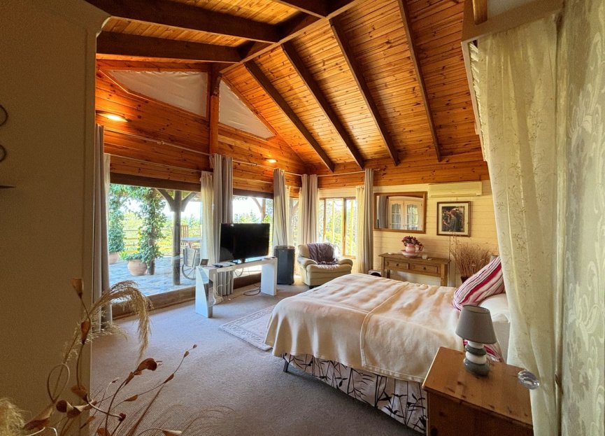 Reventa - Casa - Monda