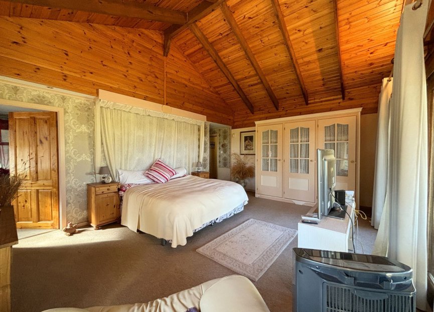 Reventa - Casa - Monda