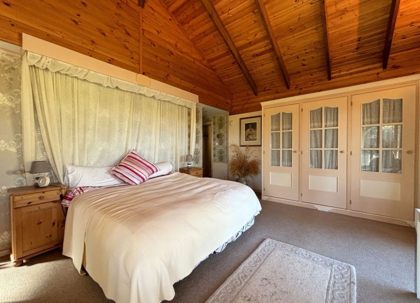 Reventa - Casa - Monda