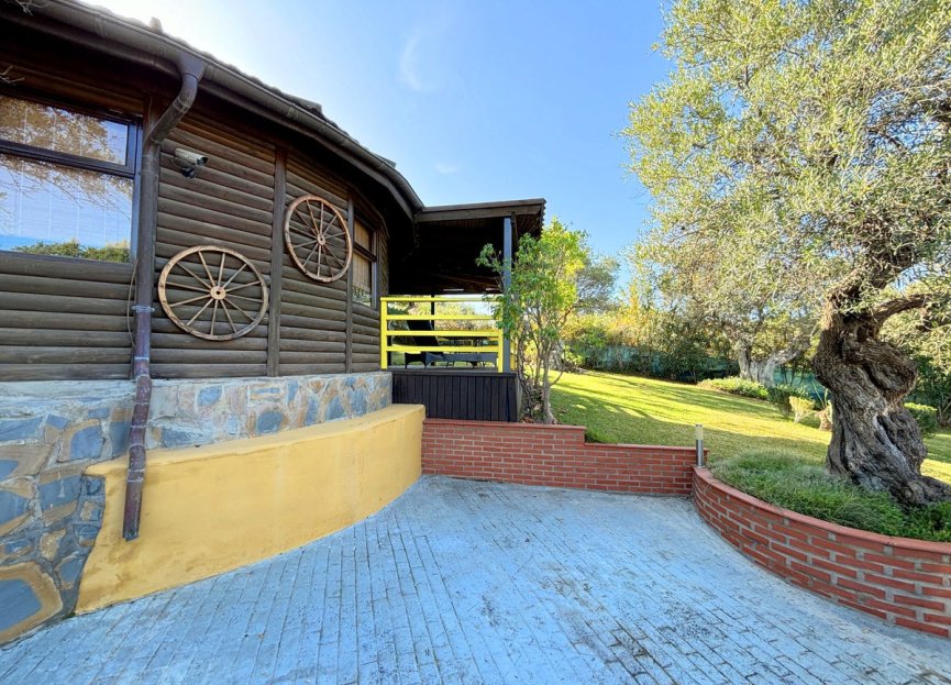 Reventa - Casa - Monda