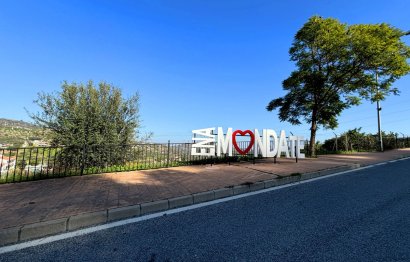 Reventa - Casa - Monda