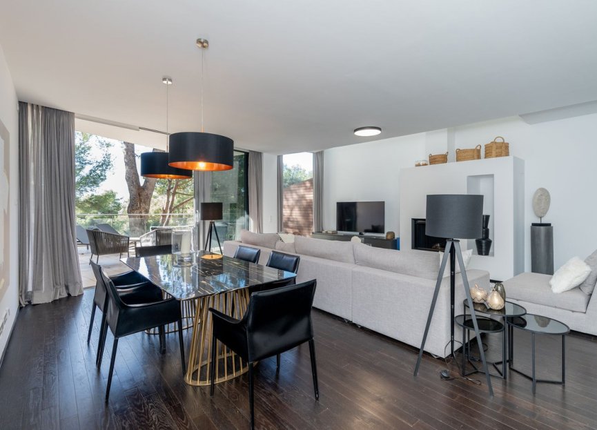 Resale - House - Sierra Blanca