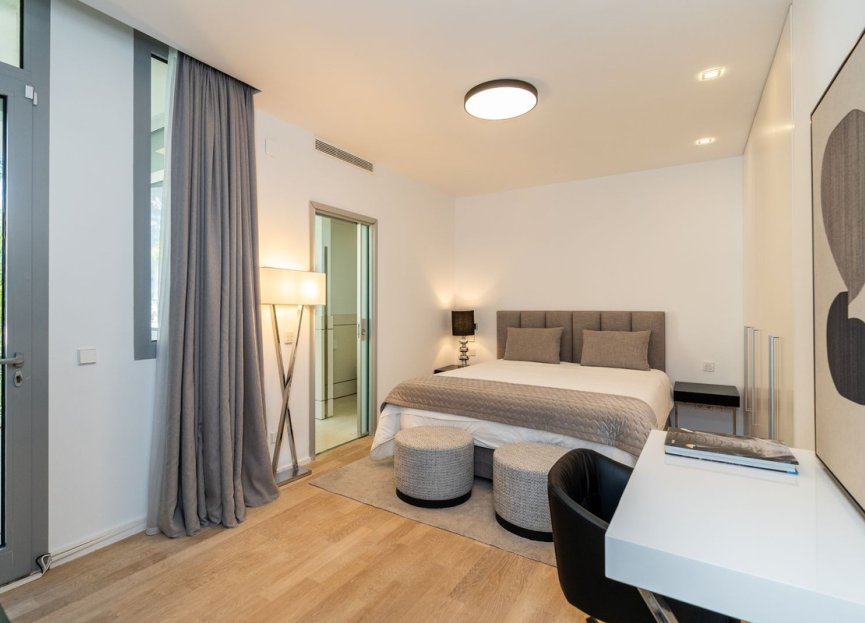 Resale - House - Sierra Blanca