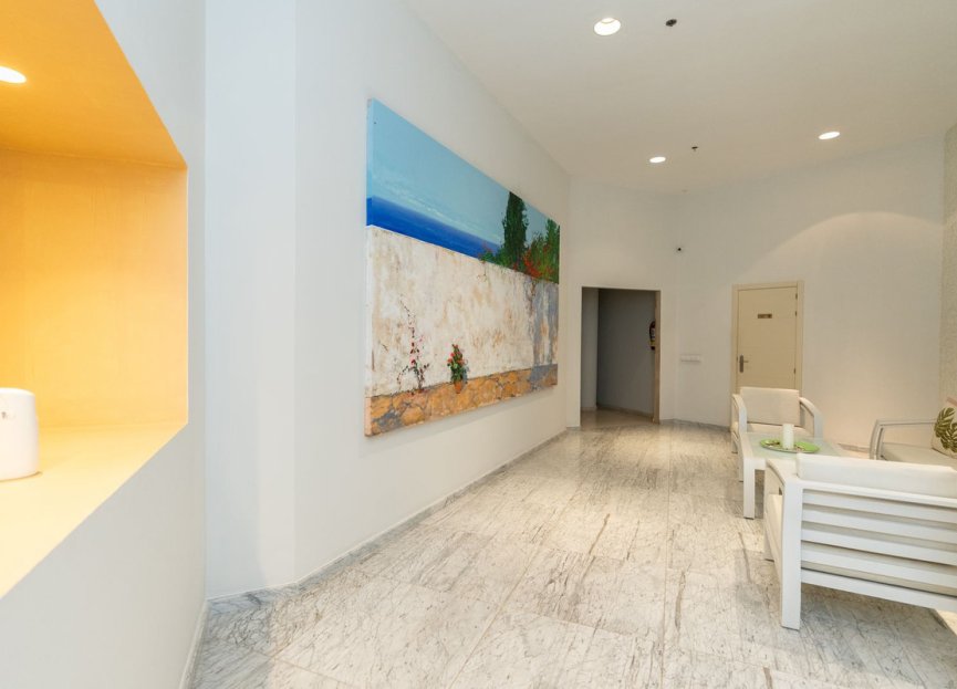 Resale - House - Sierra Blanca