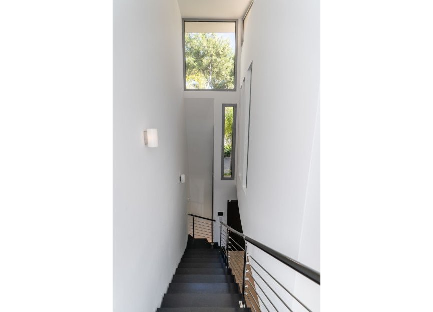 Resale - House - Sierra Blanca