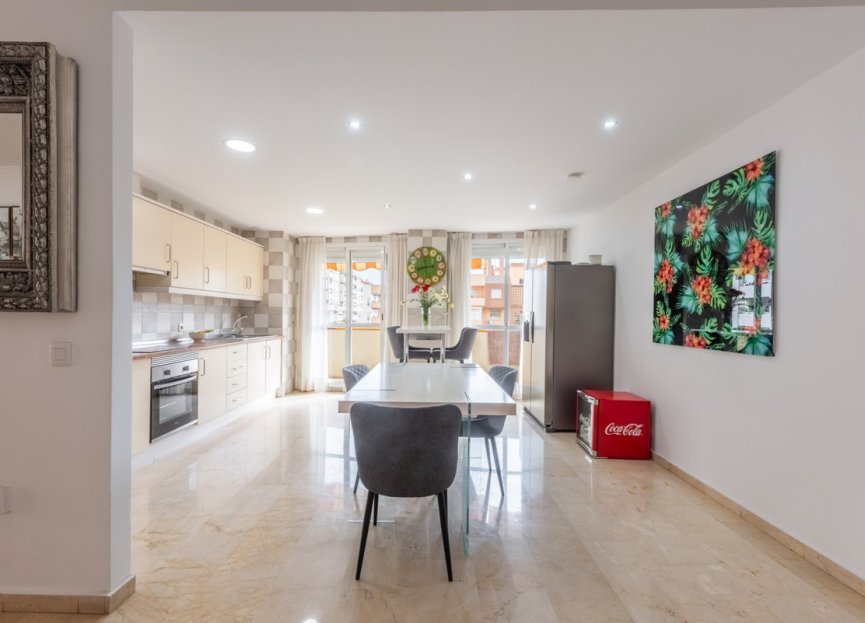 Resale - Apartment / flat - Fuengirola