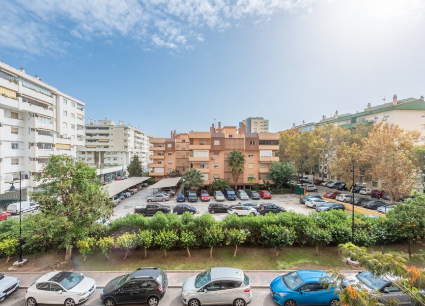 Resale - Apartment / flat - Fuengirola