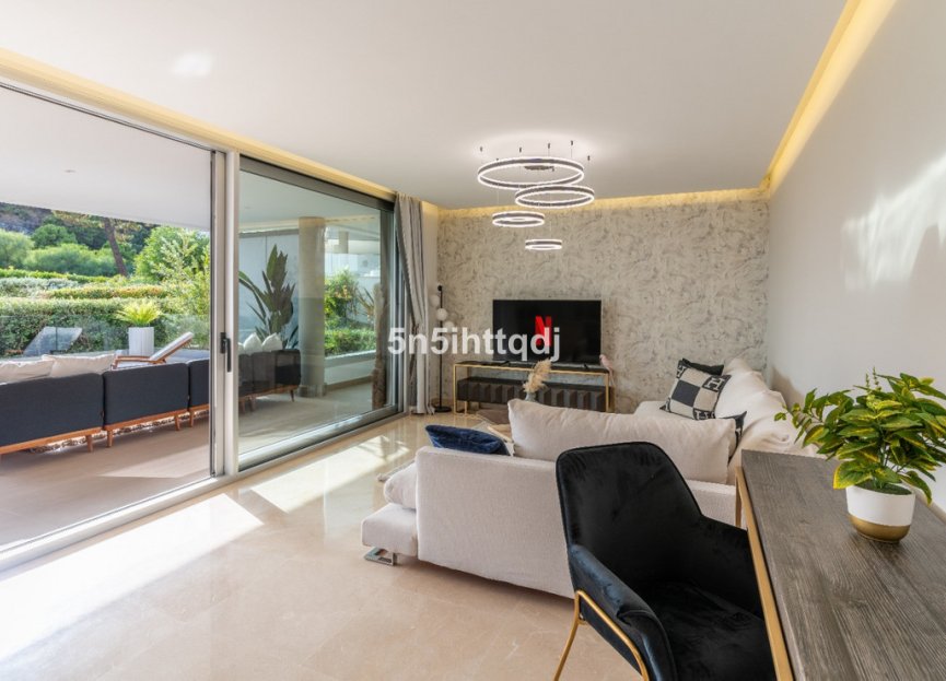 Resale - Apartment / flat - Benahavís