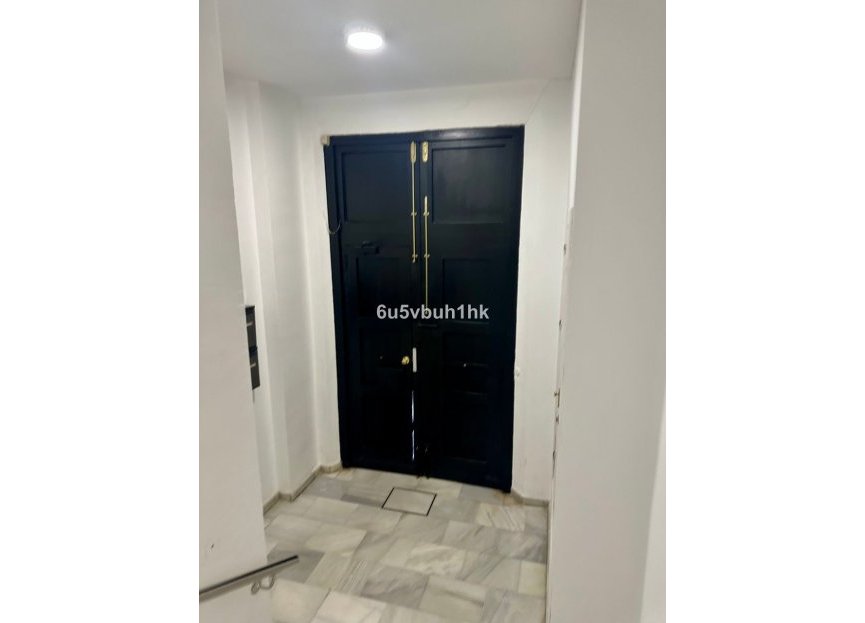 Resale - Apartment / flat - Málaga