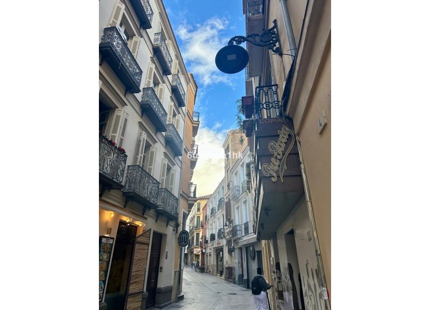 Resale - Apartment / flat - Málaga