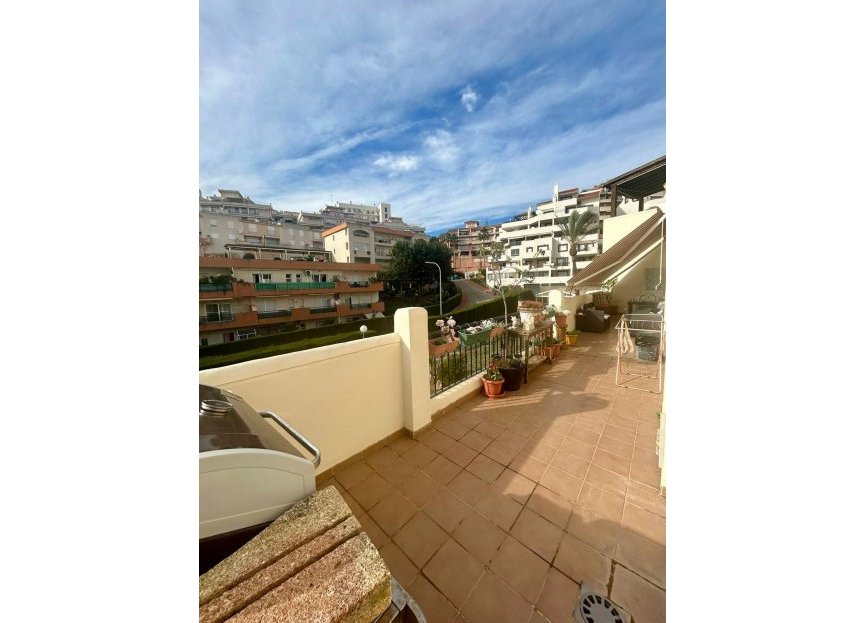 Resale - Apartment - Benalmádena