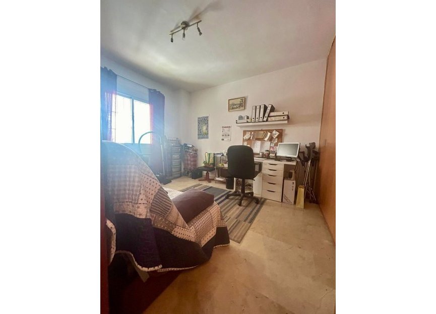 Resale - Apartment - Benalmádena