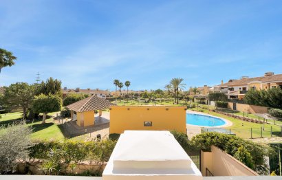 Resale - House - Townhouse - Marbella - Guadalmina Alta