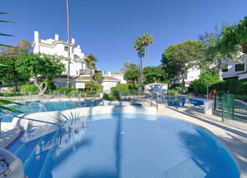 Resale - Apartment - Penthouse - Marbella - Elviria