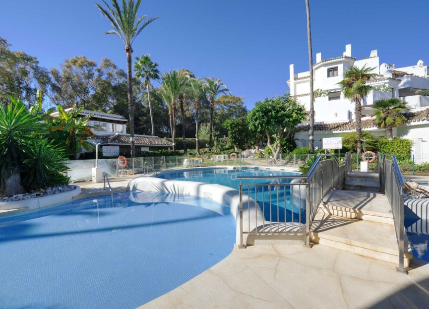 Resale - Apartment - Penthouse - Marbella - Elviria