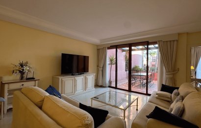 Resale - Apartment - Penthouse - Estepona - Estepona Centro