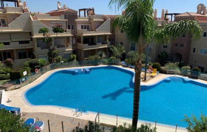 Resale - Apartment - Middle Floor Apartment - Estepona - Bel Air