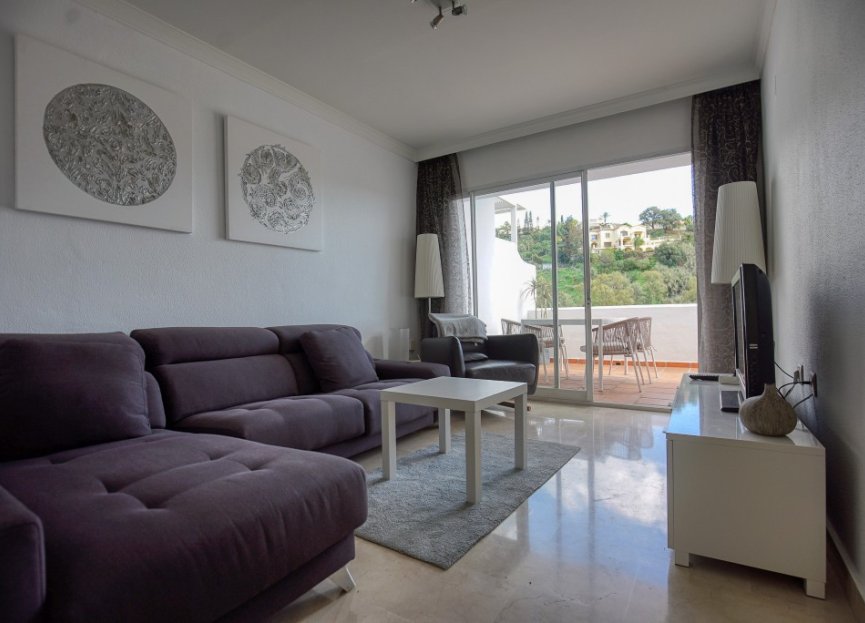 Resale - Apartment - Middle Floor Apartment - Benahavís - La Quinta