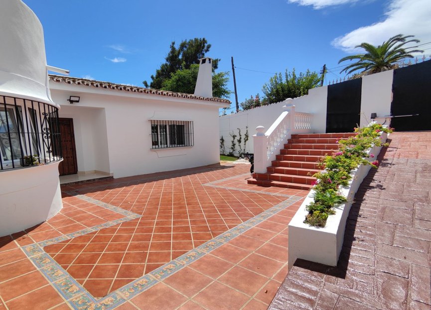 Reventa - House - Detached Villa - Estepona - Estepona Centro