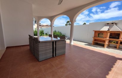 Reventa - House - Detached Villa - Estepona - Estepona Centro