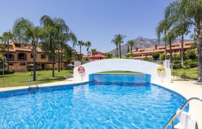 Resale - House - Townhouse - Marbella - Nagüeles