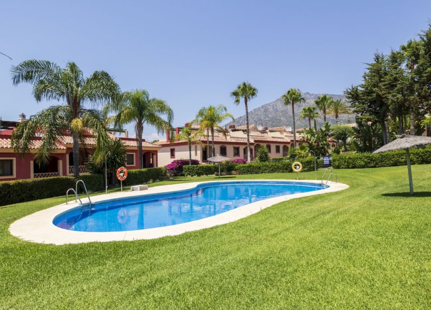 Resale - House - Townhouse - Marbella - Nagüeles