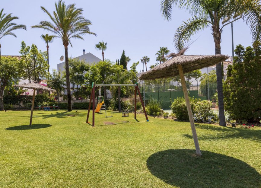 Resale - House - Townhouse - Marbella - Nagüeles