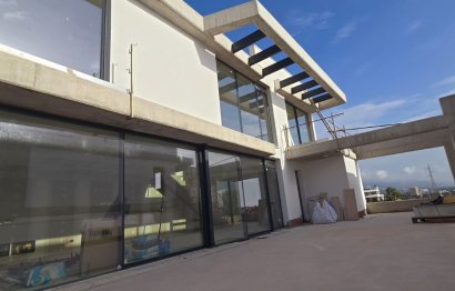 Resale - House - Detached Villa - Marbella - Nueva Andalucia