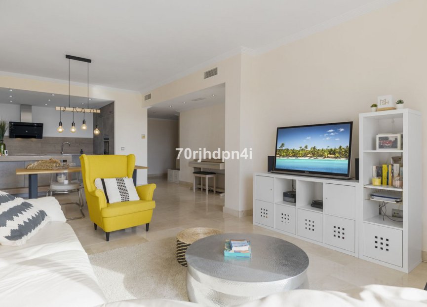 Resale - Apartment - Penthouse - Estepona - Estepona Centro