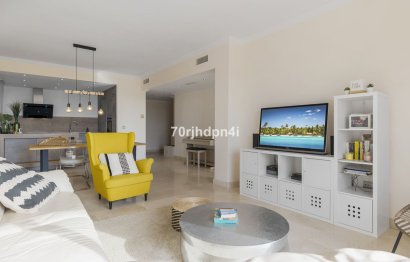 Resale - Apartment - Penthouse - Estepona - Estepona Centro