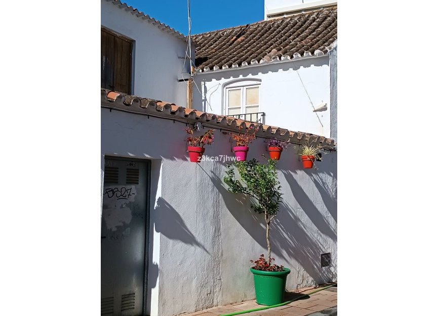 Resale - House - Townhouse - Estepona - Estepona Centro