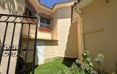 Reventa - House - Detached Villa - Marbella - Nueva Andalucia