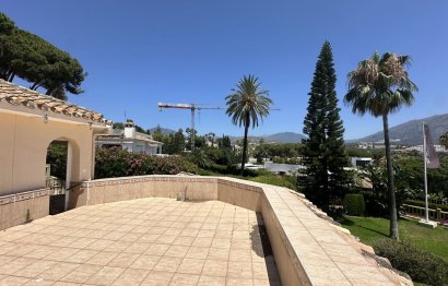 Reventa - House - Detached Villa - Marbella - Nueva Andalucia