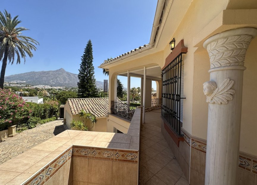 Reventa - House - Detached Villa - Marbella - Nueva Andalucia