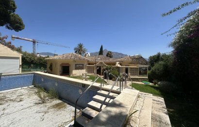 Reventa - House - Detached Villa - Marbella - Nueva Andalucia