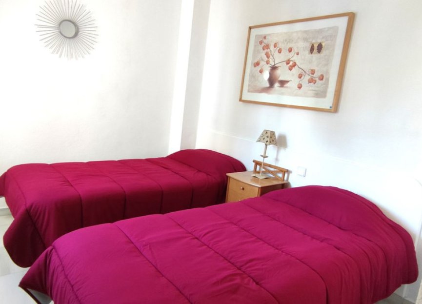 Resale - Apartment - Middle Floor Apartment - Marbella - Nueva Andalucia