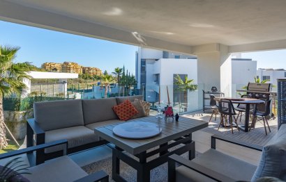 Resale - Apartment - Middle Floor Apartment - Estepona - Selwo