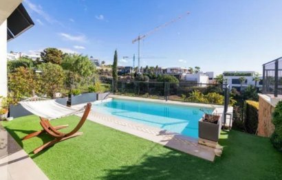 Reventa - House - Detached Villa - Marbella - Cabopino