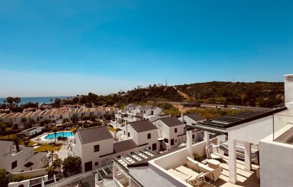 Resale - Apartment - Top Floor Apartment - Estepona - Estepona Centro