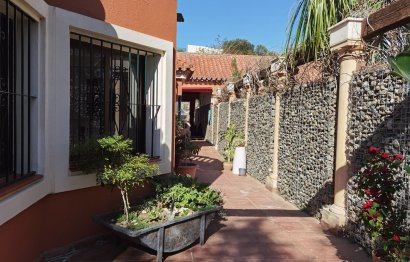 Resale - House - Detached Villa - Marbella - Nueva Andalucia