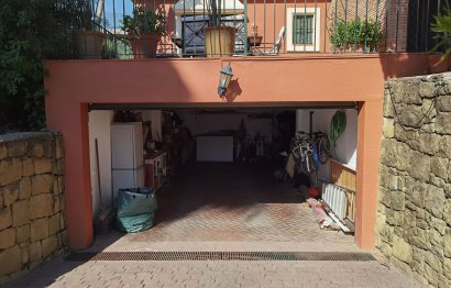 Resale - House - Detached Villa - Marbella - Nueva Andalucia