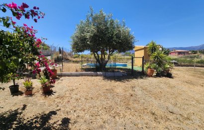 Resale - Plot - Land - Estepona - Estepona Centro