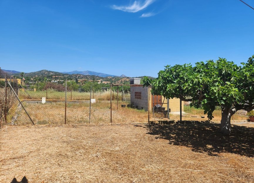 Resale - Plot - Land - Estepona - Estepona Centro