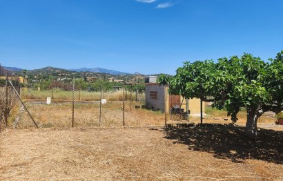 Resale - Plot - Land - Estepona - Estepona Centro