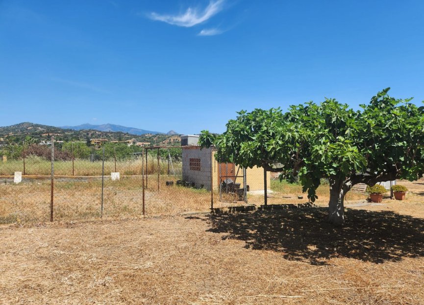 Resale - Plot - Land - Estepona - Estepona Centro